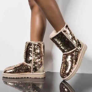 UGG Classic Short Sparkle Sequin Boots Bronze Champagne Gold Size 7